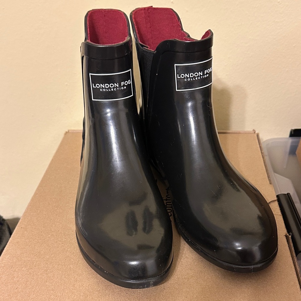London Fog Glossy Black Rain Boots